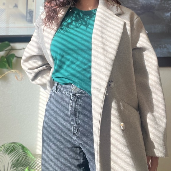 Pull and Bear Double Breasted Winter Coat in Tan, Size L, Never Worn Outside - Picture 2 of 2